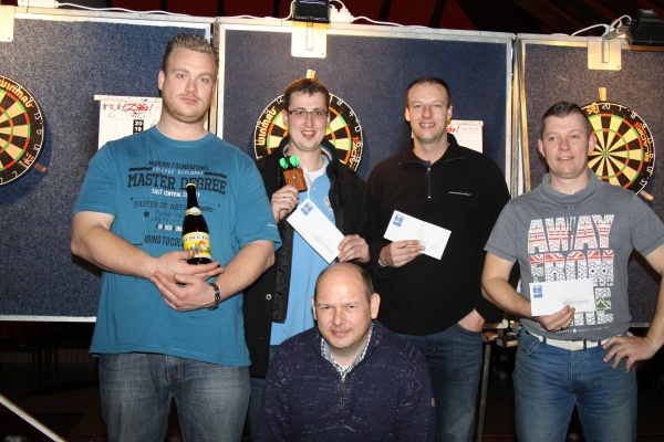 ​Corne Boender DESZ dartkampioen 2015!